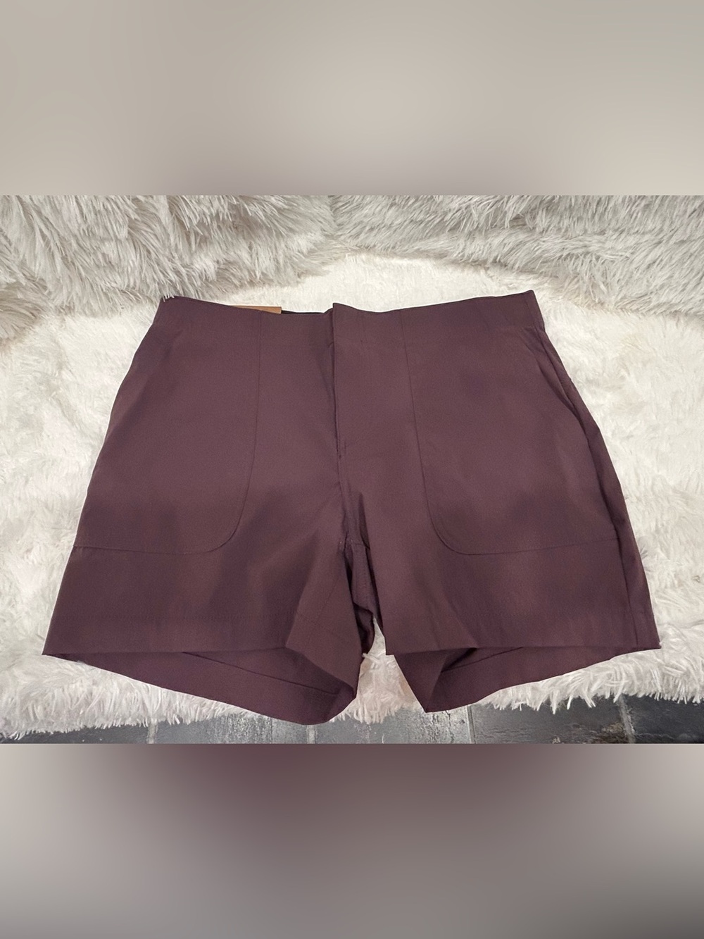 Eddie Bauer Flat Front Women's Performance Hiker Shorts - Plum; Size 8